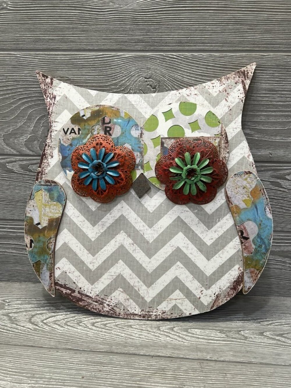 Boho Owl Wall Hanging Plaque Metal Flower Embellishments Chevron Pattern 15”